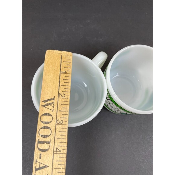 2 Arby's Green Stained Glass Mugs White Milk Glass Retro Federal Heat Proof - Picture 7 of 9